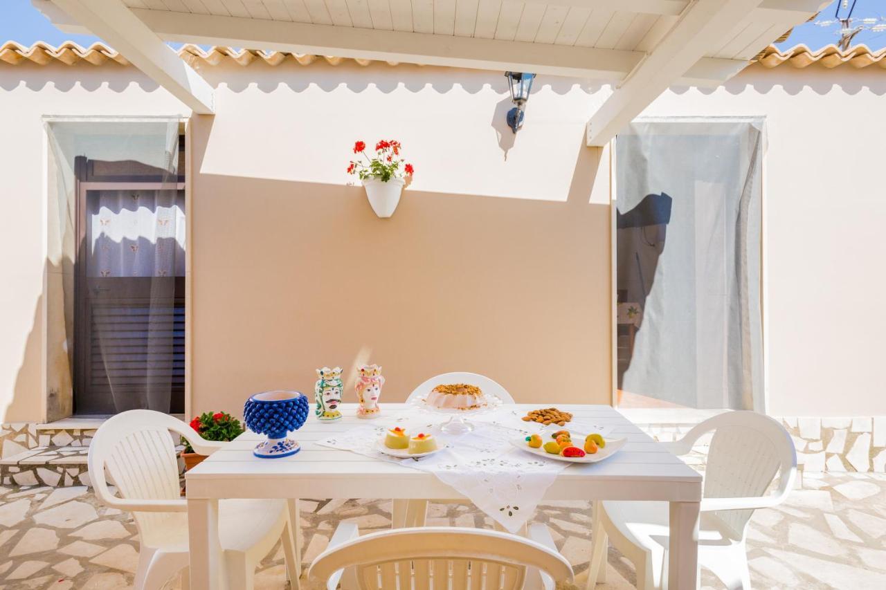 Villa Degli Ulivi Авола Экстерьер фото